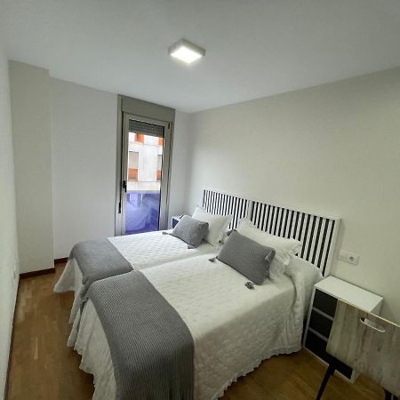 Gijon Lauredal Apartment ภายนอก รูปภาพ