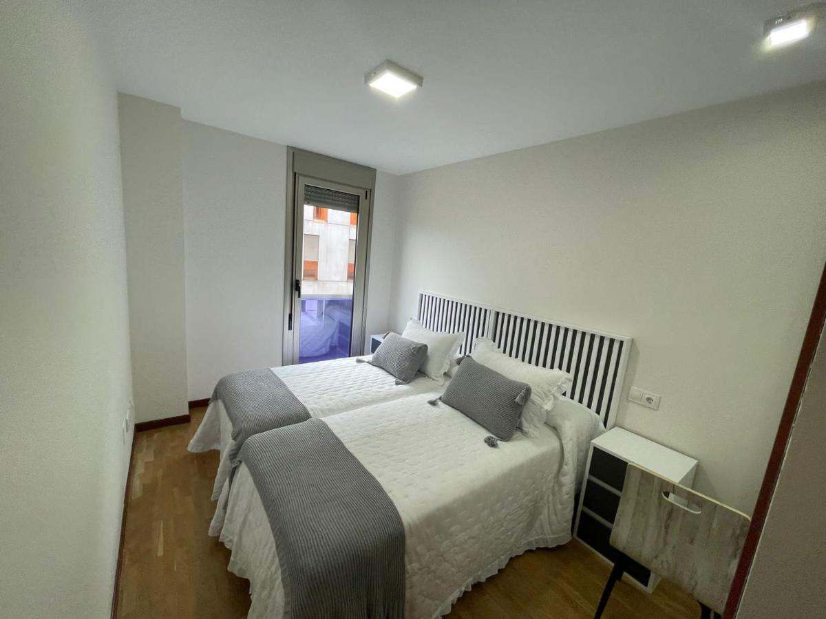 Gijon Lauredal Apartment ภายนอก รูปภาพ