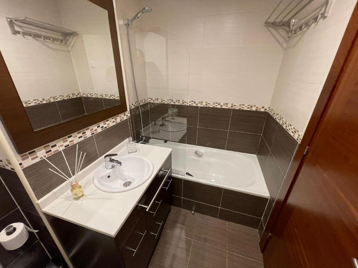 Gijon Lauredal Apartment ภายนอก รูปภาพ